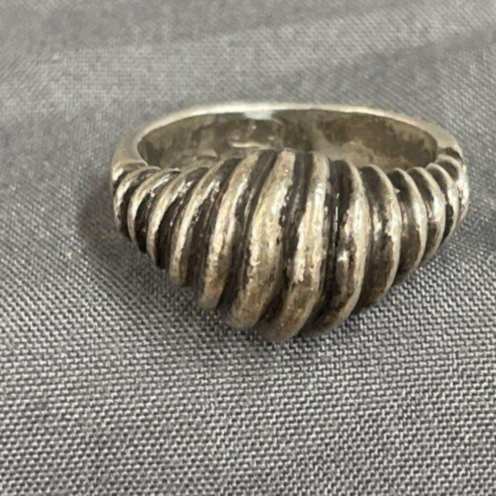 Vintage Sterling Silver 925 Ribbed Croissant Dome Ring Size 7 6.7g